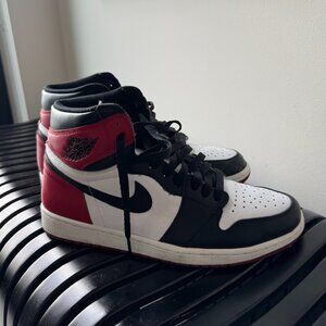 Jordan 1 Retro - Black Toe (2016)